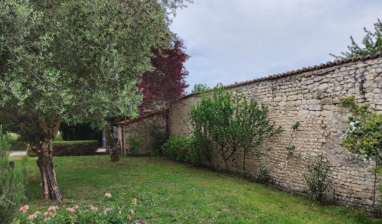 مبيت وإفطار Lachaise Domaine De Pladuc المظهر الخارجي الصورة