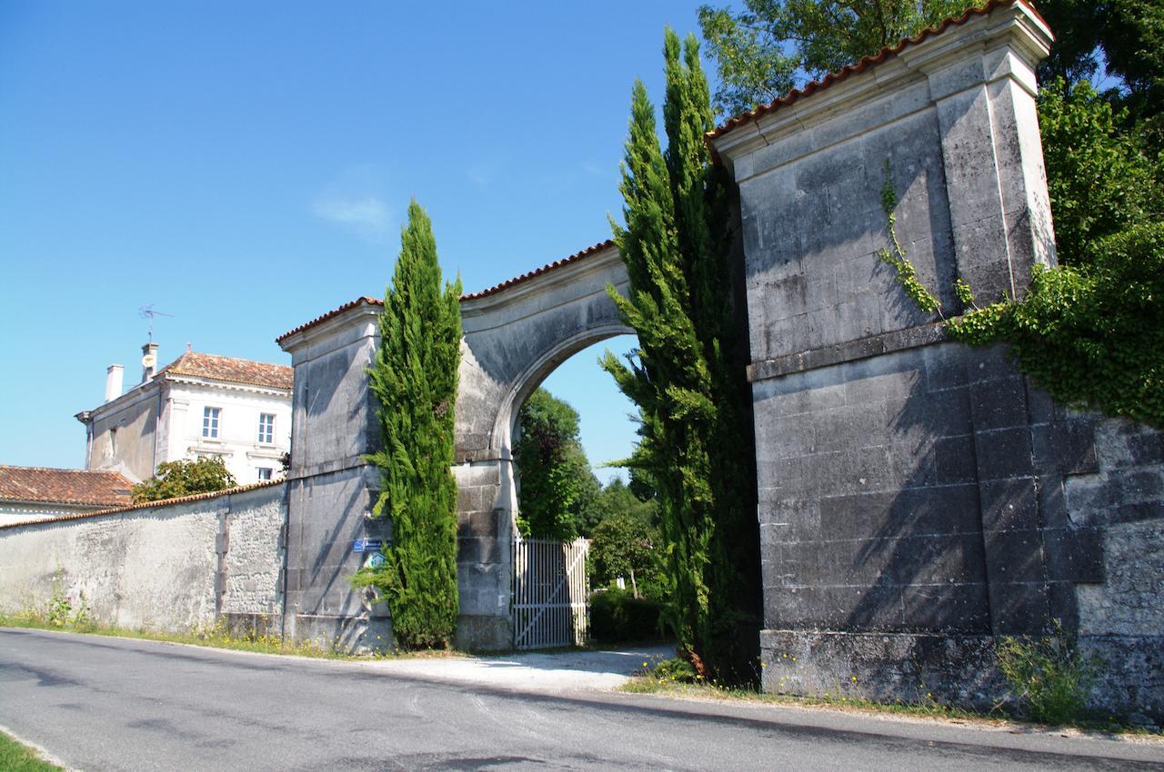 مبيت وإفطار Lachaise Domaine De Pladuc المظهر الخارجي الصورة
